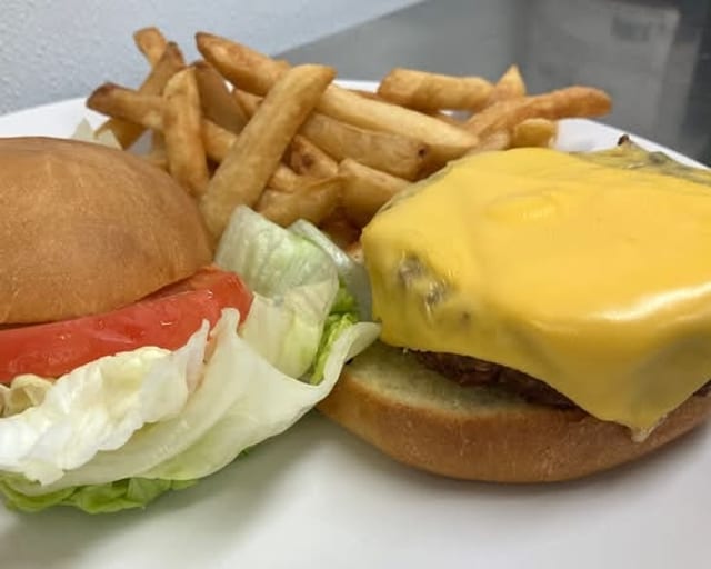 Beyond Burger (Dinner).